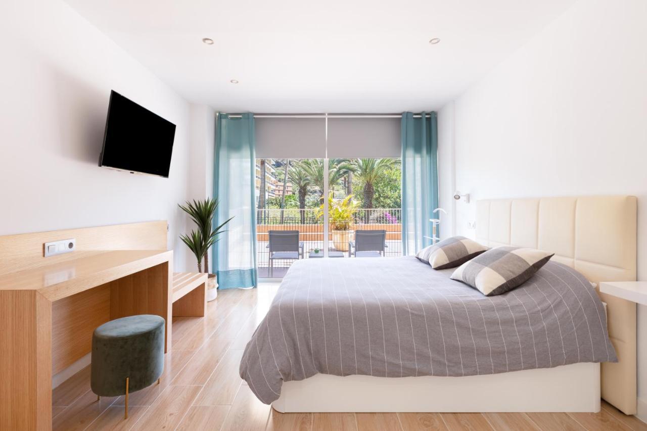 Palmeras Playa Studio: pools, beach, sun&shore Puerto de la Cruz  Bagian luar foto